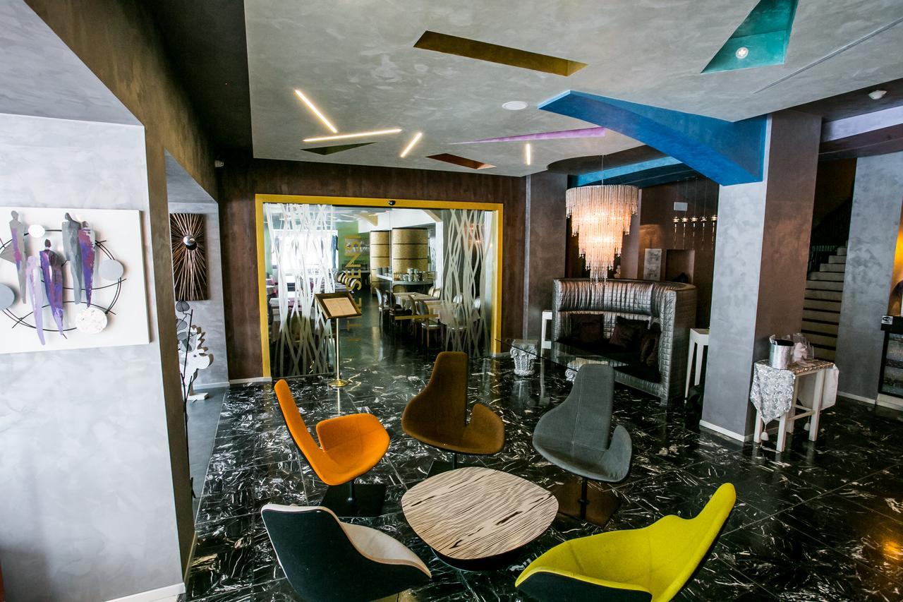 Design Oberosler Hotel Madonna Exterior foto